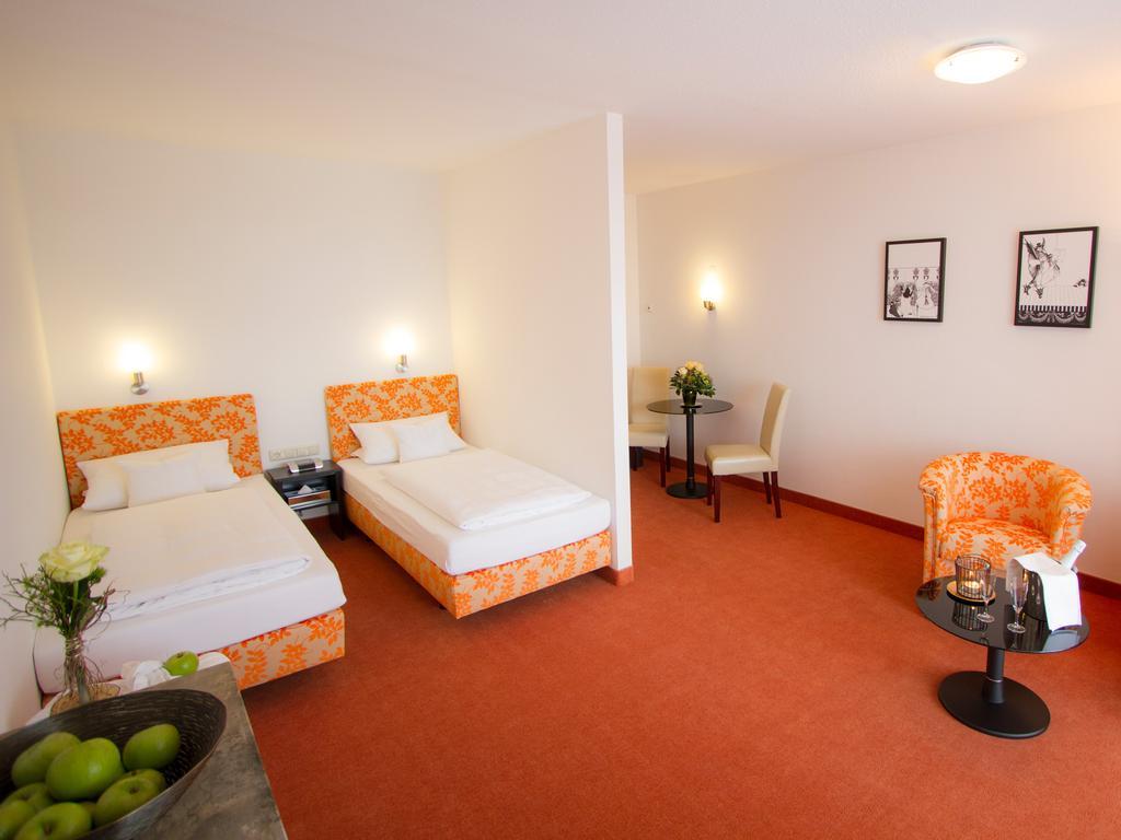 Double Room,250934933:JPEG
